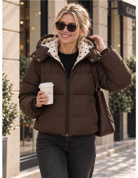 Chaqueta reversible acolchada de lunares con capucha