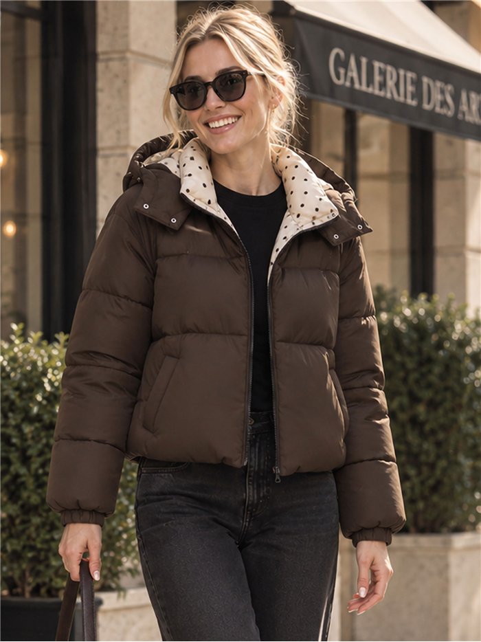 Chaqueta reversible acolchada de lunares con capucha