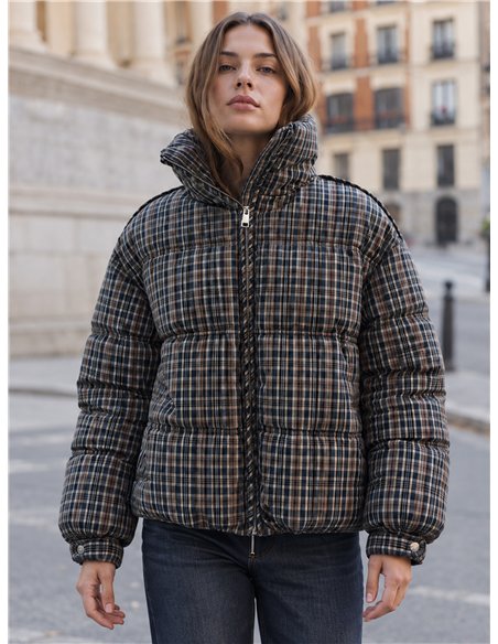 Chaqueta acolchada estampado cuadros