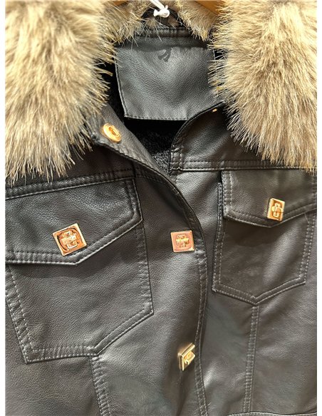 Chaqueta efecto piel con pelo