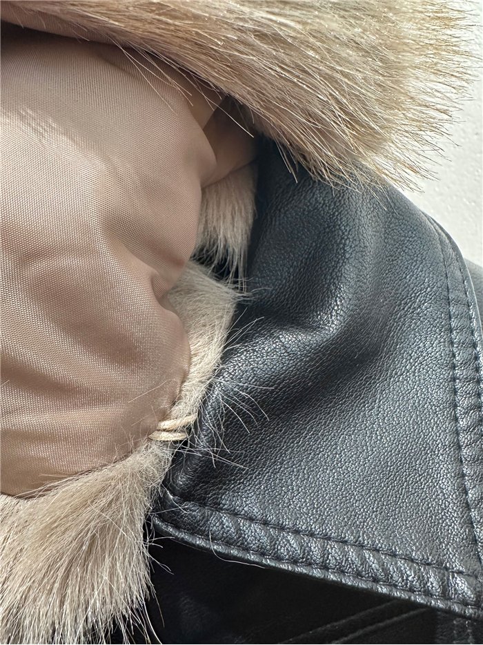 Chaqueta efecto piel con pelo