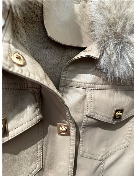 Chaqueta efecto piel con pelo