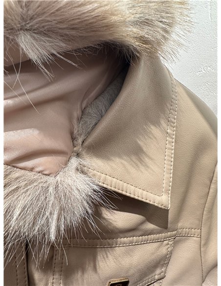 Chaqueta efecto piel con pelo