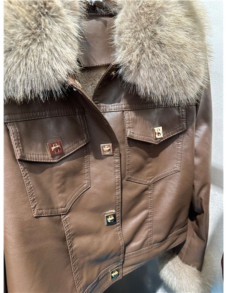 Chaqueta efecto piel con pelo