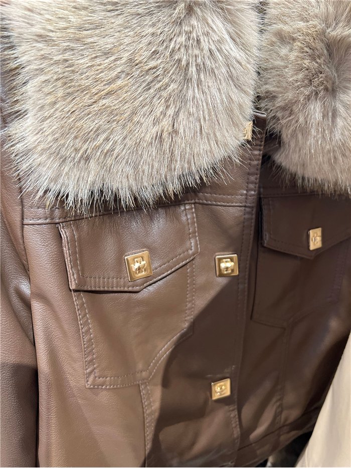 Chaqueta efecto piel con pelo