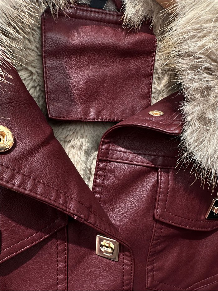 Chaqueta efecto piel con pelo