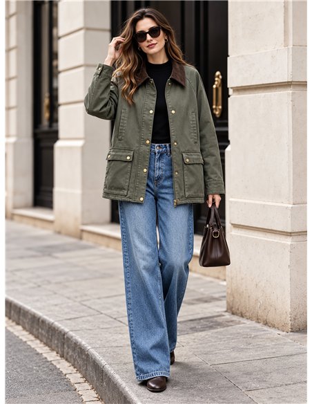 Parka encerada acolchada cuello pana