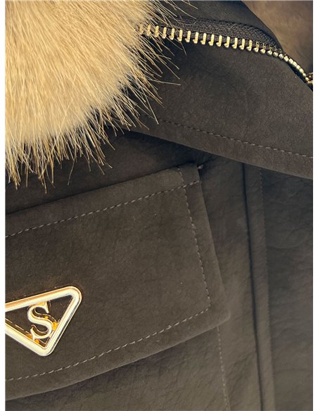 Chaqueta efecto piel con cuello y puños de pelo
