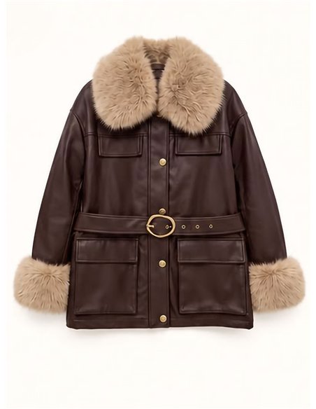 Chaqueta efecto piel con cinturón y pelo