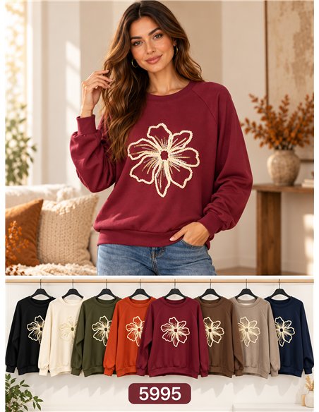 Sudadera flor bordada con lentejuelas