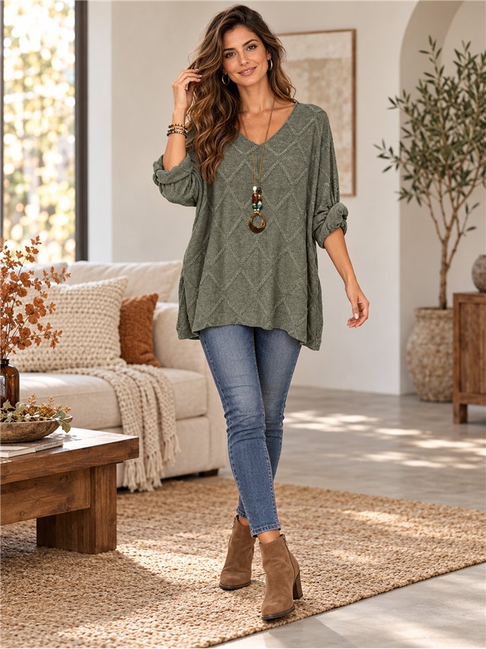 Jersey amplia con relieve geométrico y collar