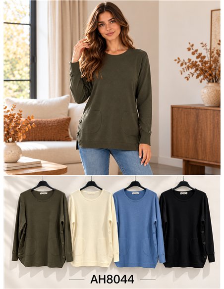 Pull à poches et boutons latéraux