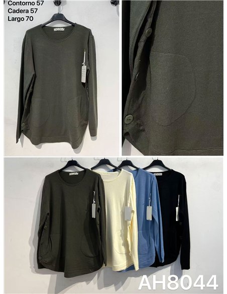 Pull à poches et boutons latéraux