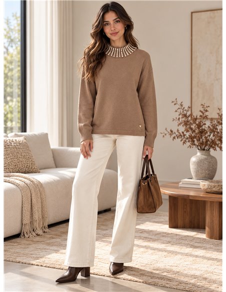 Pullover mit Perlenkragen