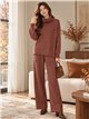Set aus geripptem Rollkragenpullover und weit geschnittener Hose