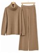 ensemble pull à col roulé en maille torsadée et pantalon large
