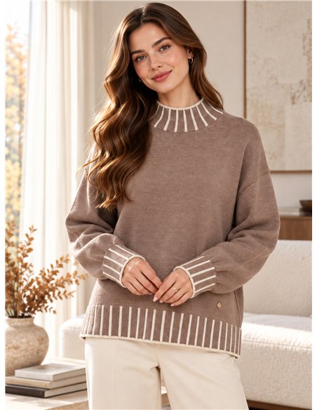 Kontrastfarbener Rollkragenpullover