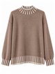 Kontrastfarbener Rollkragenpullover