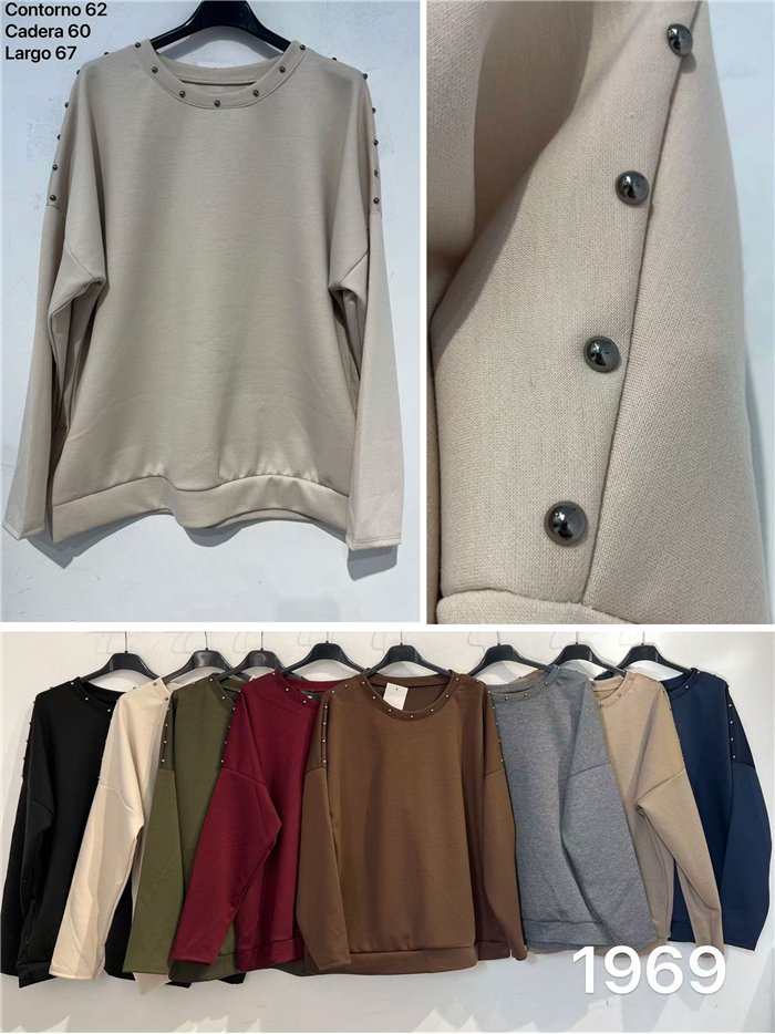 Sudadera tachuelas