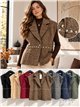 Gilet di lana con borchie
