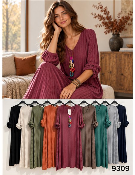 Vestido midi de punto canalé con collar