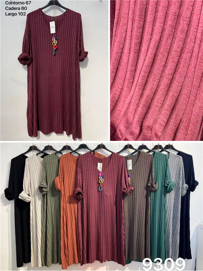 Vestido midi de punto canalé con collar