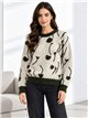 Weichfloriger Pullover mit linearem Blumenmuster