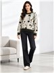 Weichfloriger Pullover mit linearem Blumenmuster