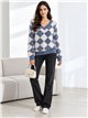Pull en fausse fourrure douce à motif losanges et col en V