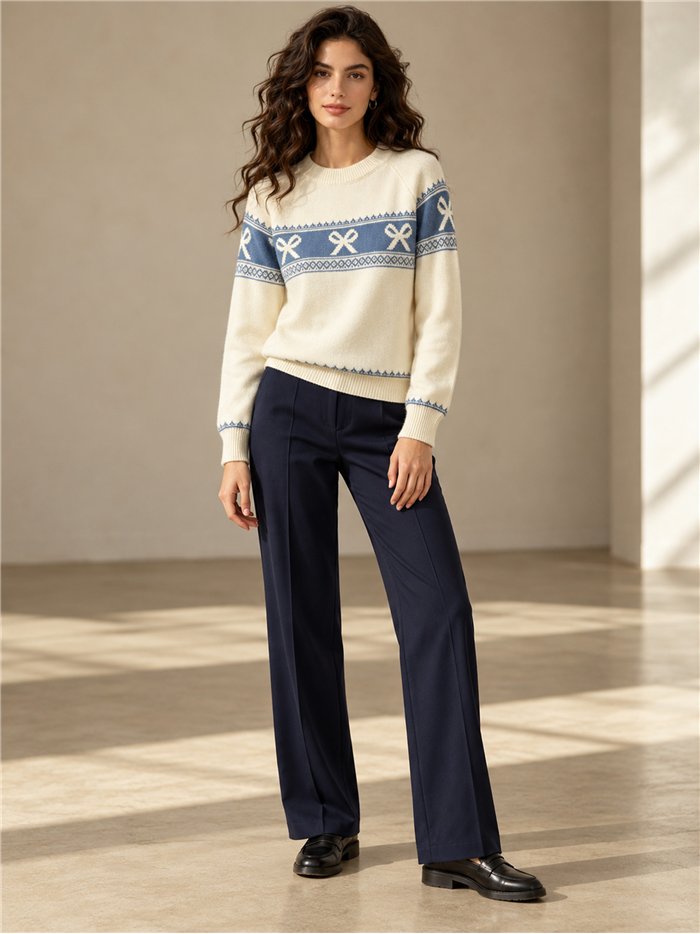 Pull tricoté à bordure nœud