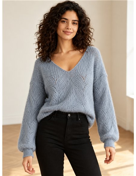 Pull en maille ajourée à col en V