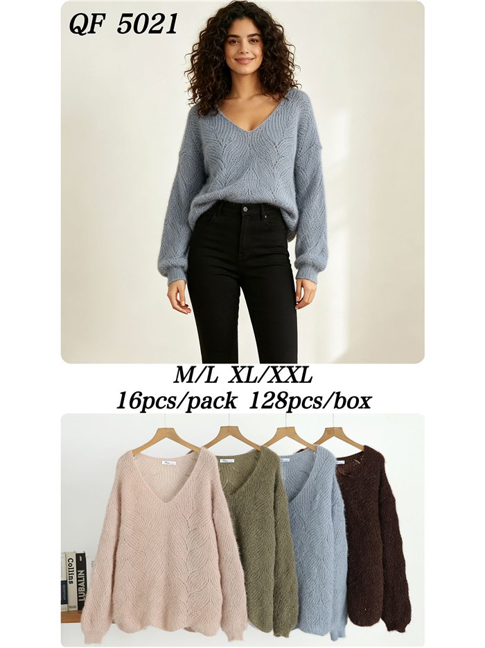 Pull en maille ajourée à col en V