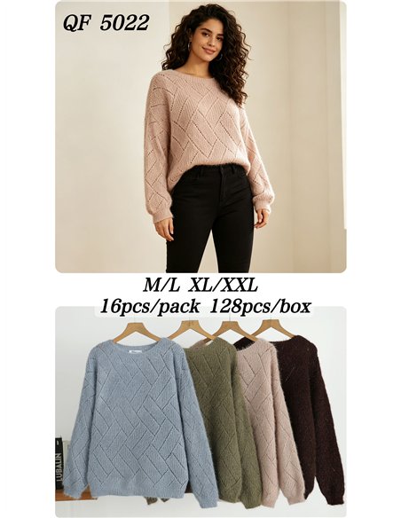 pull en maille ajourée géométrique