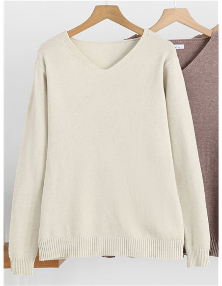 Essential V-neck knit sweater