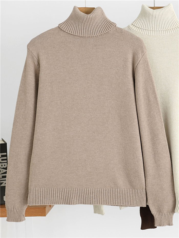Maglione a collo alto basic in maglia