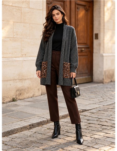 Langer Strickcardigan mit Taschen im Tiermuster