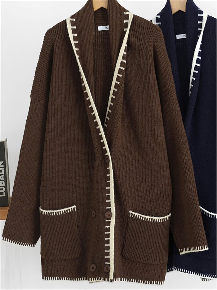 Cardigan lungo in maglia con bordi a contrasto