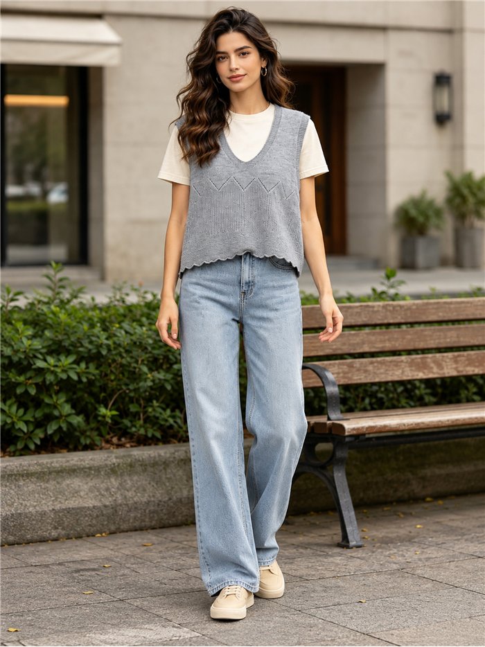 Openwork V-neck knit vest