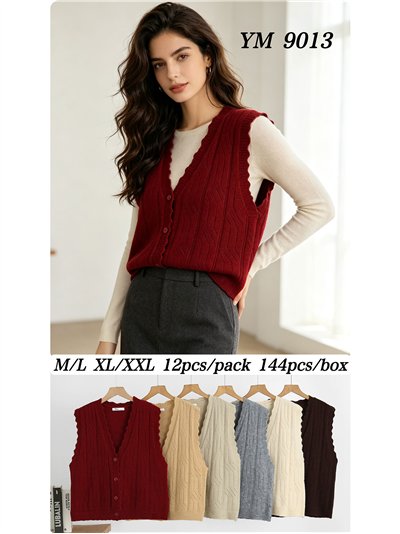 Openwork button knit vest 2