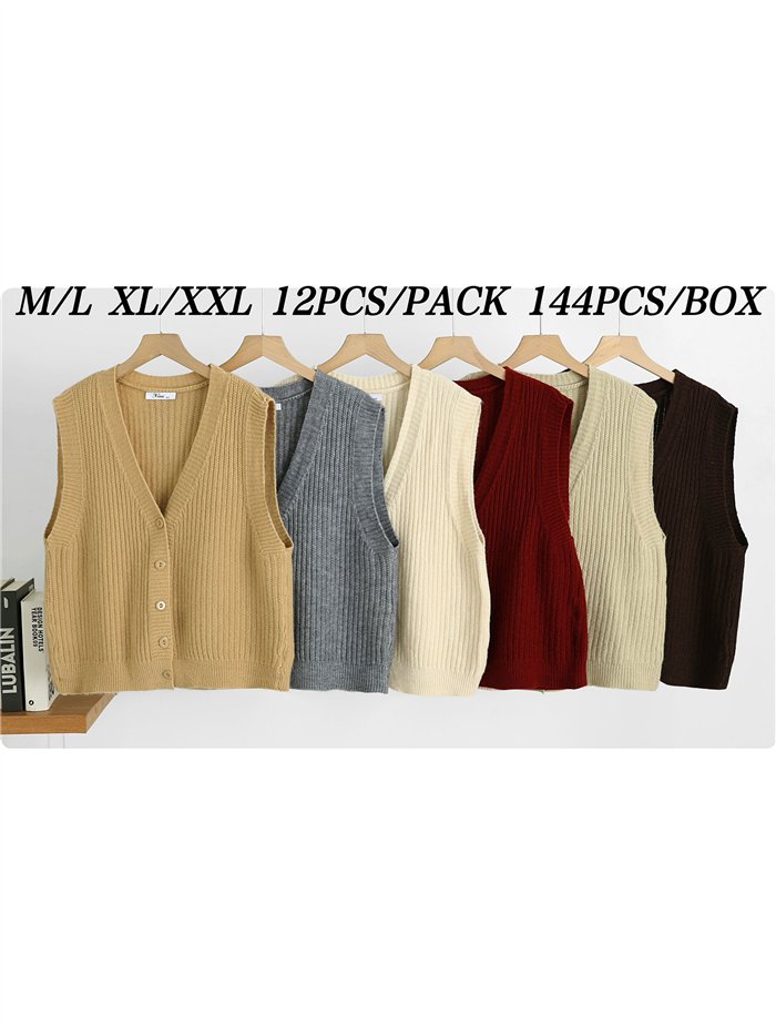 Ribbed button knit vest