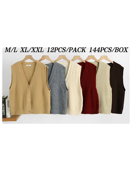 Ribbed button knit vest