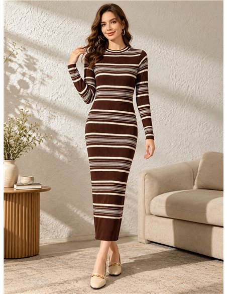 Robe longue en maille à fines rayures