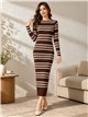 Robe longue en maille à fines rayures