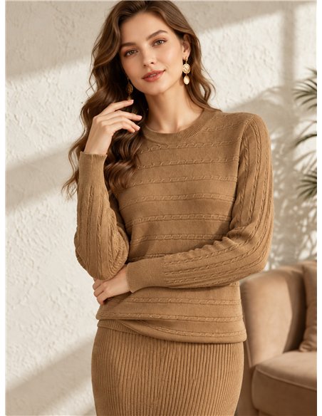 Conjunto jersey de punto trenzado y vestido tirante