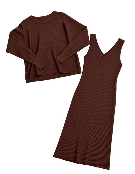 Conjunto jersey de punto trenzado y vestido tirante
