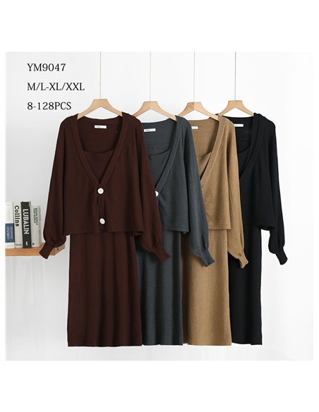 Conjunto de cardigã com botões e vestido sem alças