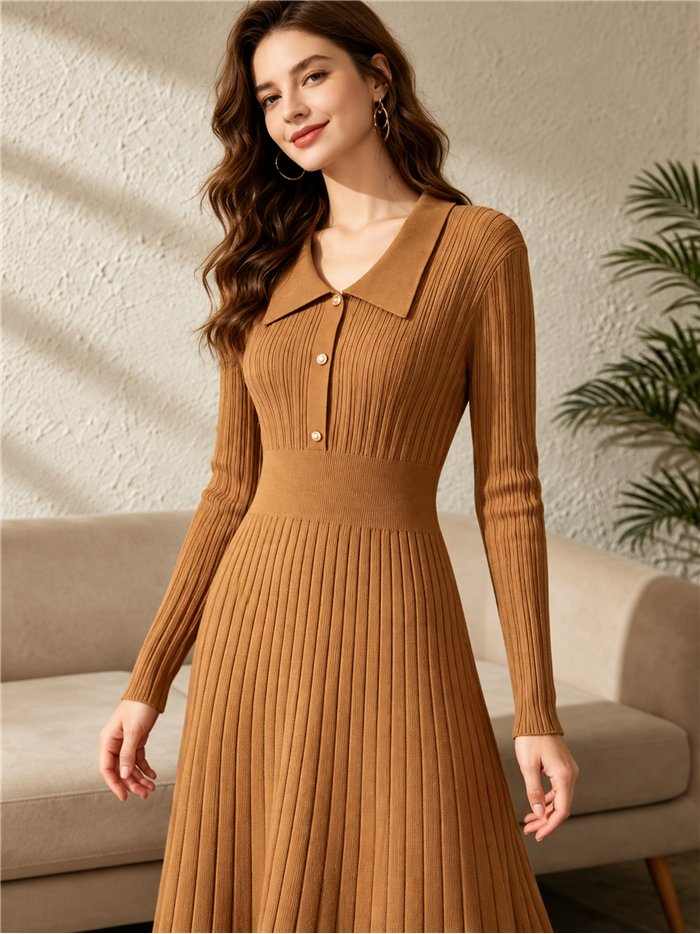 Geripptes Strick-Midikleid mit Rollkragen