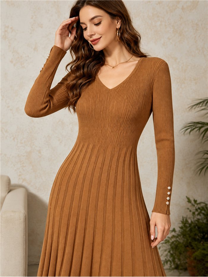 Geripptes Strick-Midikleid mit V-Ausschnitt