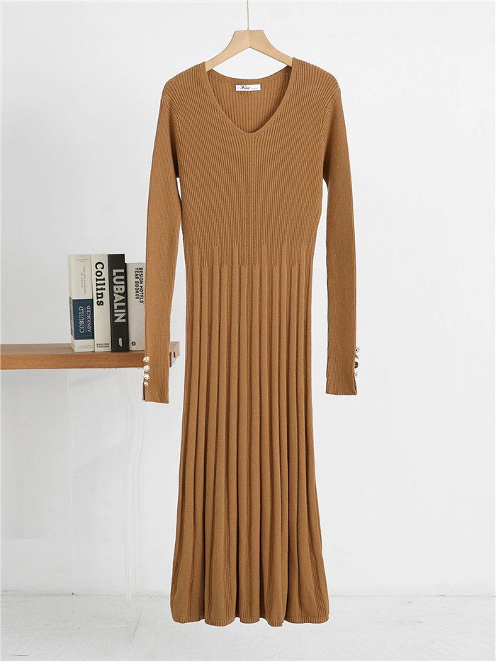 Geripptes Strick-Midikleid mit V-Ausschnitt