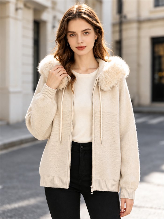 Chaqueta de punto capucha efecto pelo